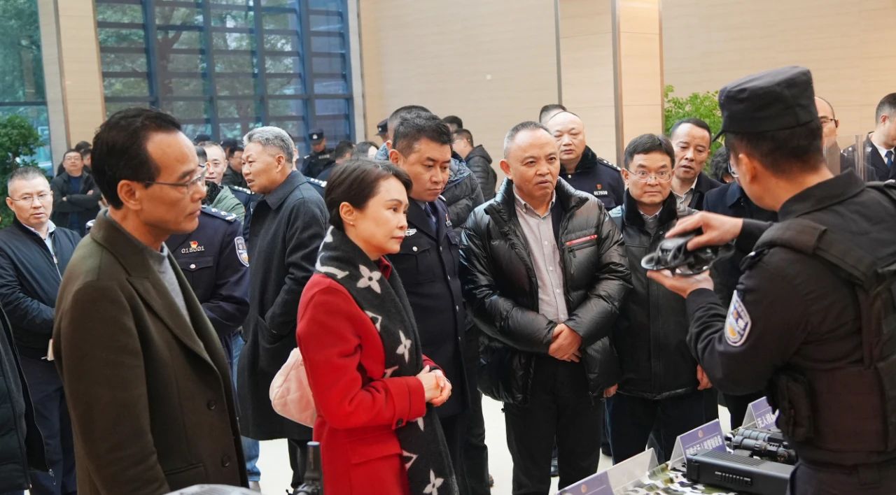 1736500022462118.jpg b3e61d66fba5eb6bcf43ebbc325bab08.jpg